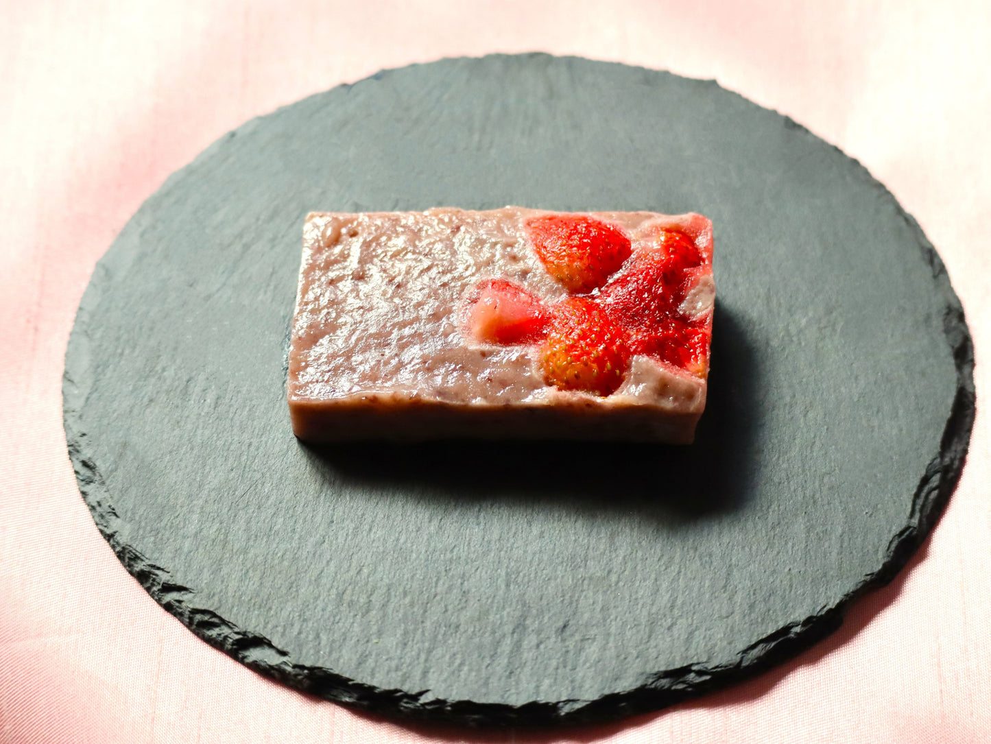 とろーりあったか苺もち/109.2kcal