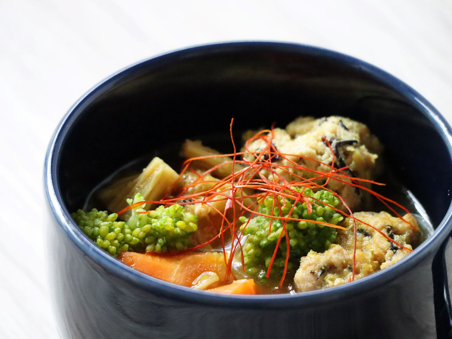 ひじき入り鶏団子のスパイシースープカレー/139.0kcal