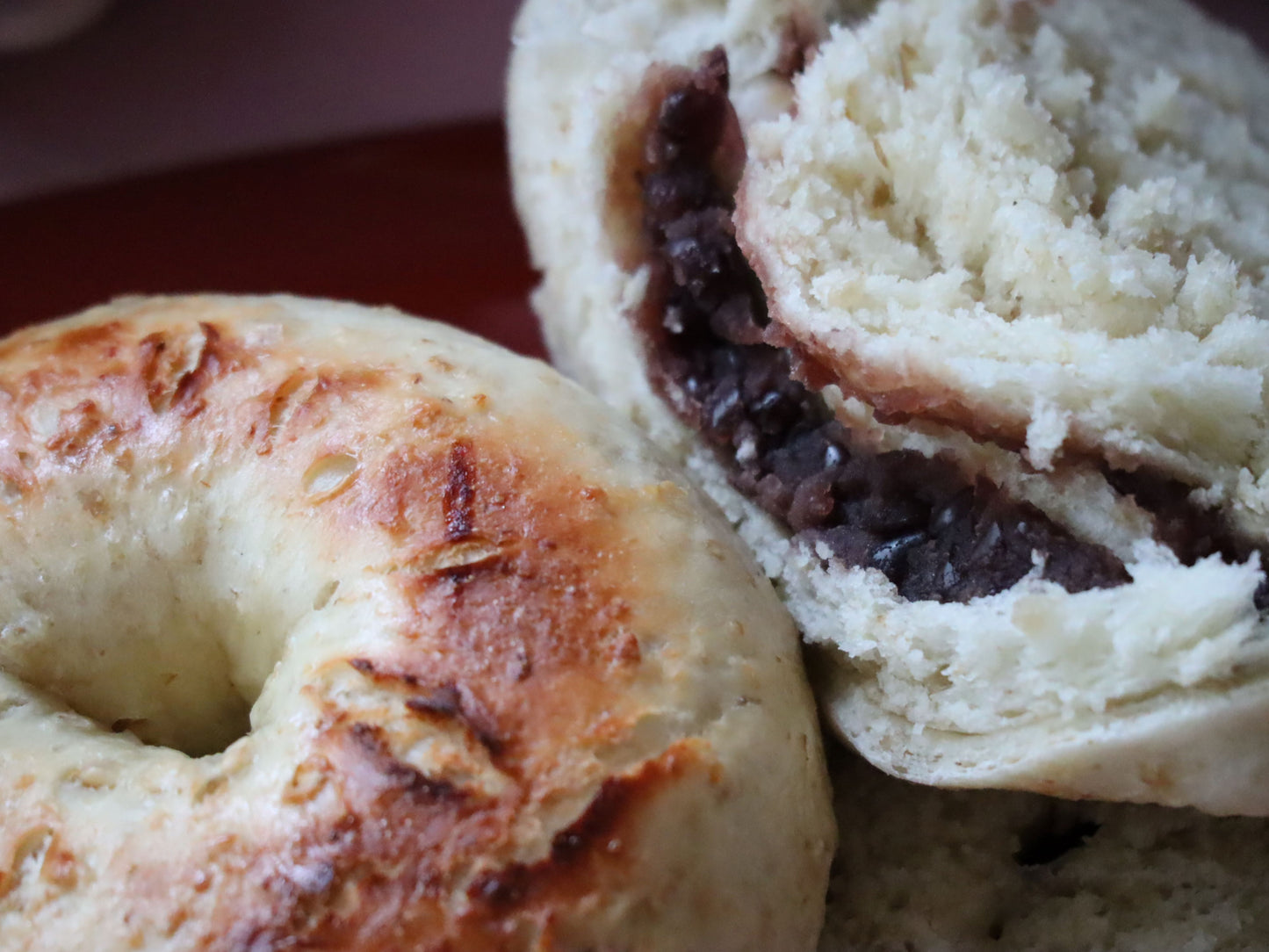 鉄分も摂れるもちもちあんこBAGEL 2個入り/(1個あたり)315.0kcal